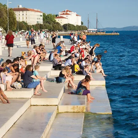 Διαμέρισμα Amazing In With Wifi Ζαντάρ